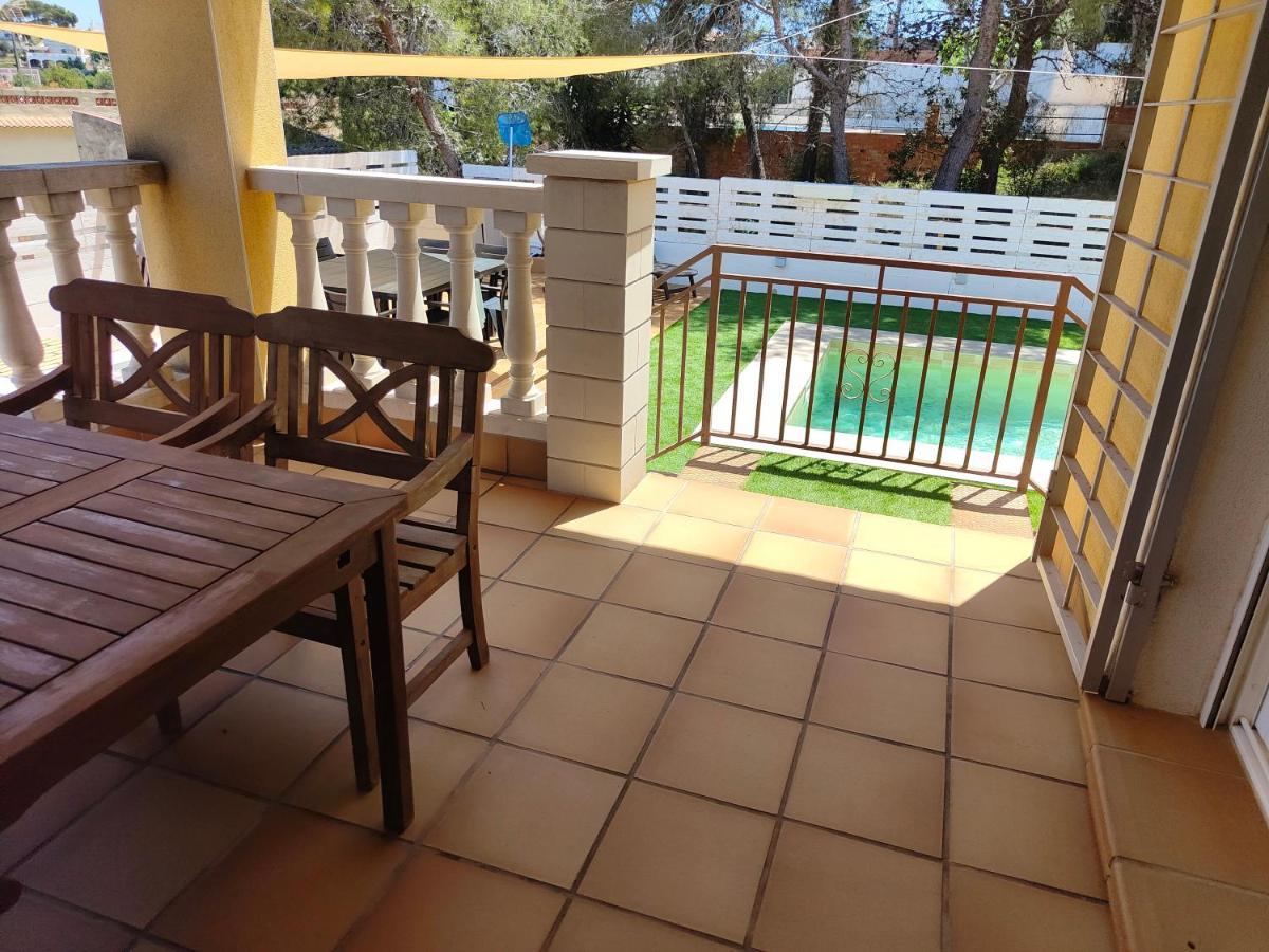 Villa Genis Calafell Buitenkant foto