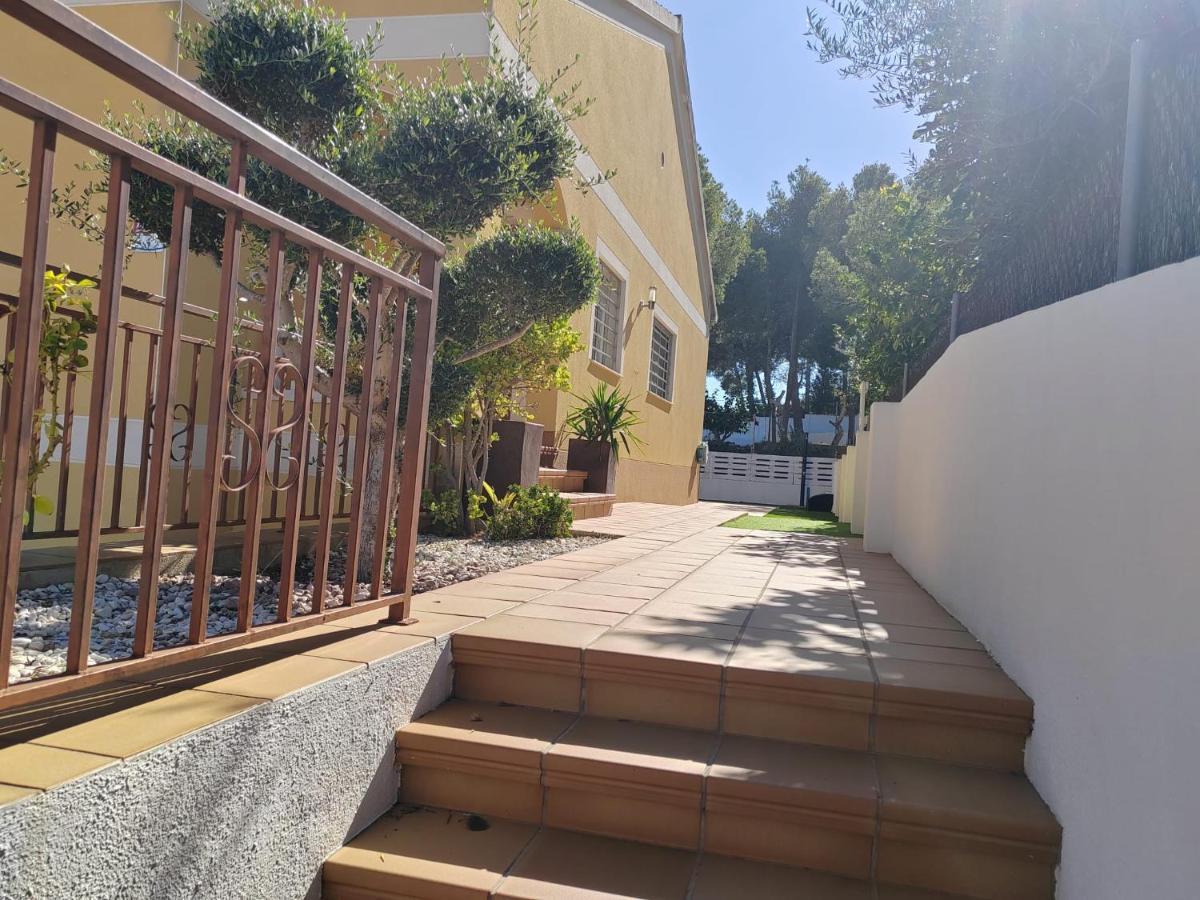 Villa Genis Calafell Buitenkant foto