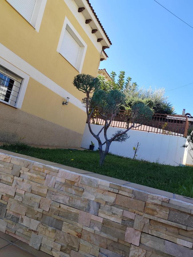 Villa Genis Calafell Buitenkant foto