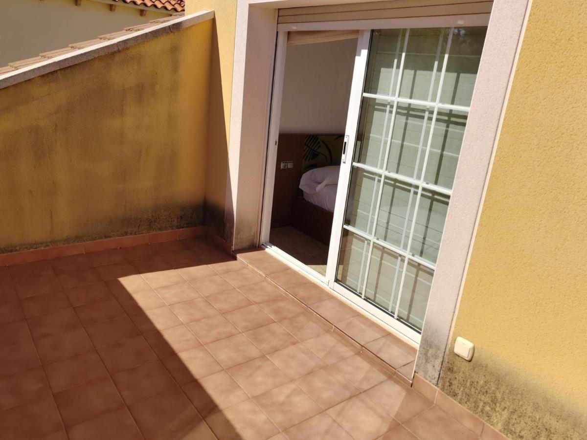 Villa Genis Calafell Buitenkant foto