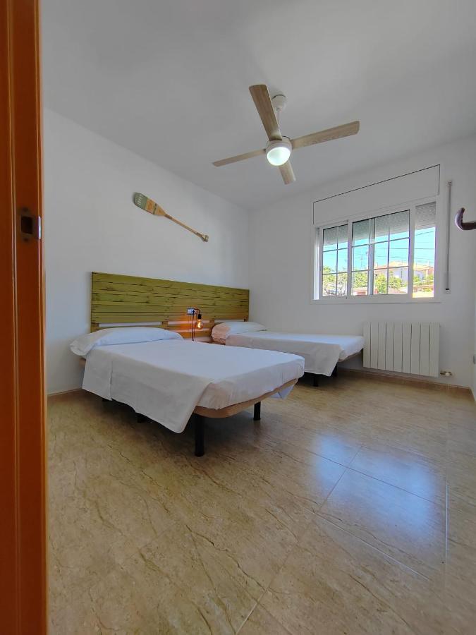 Villa Genis Calafell Buitenkant foto