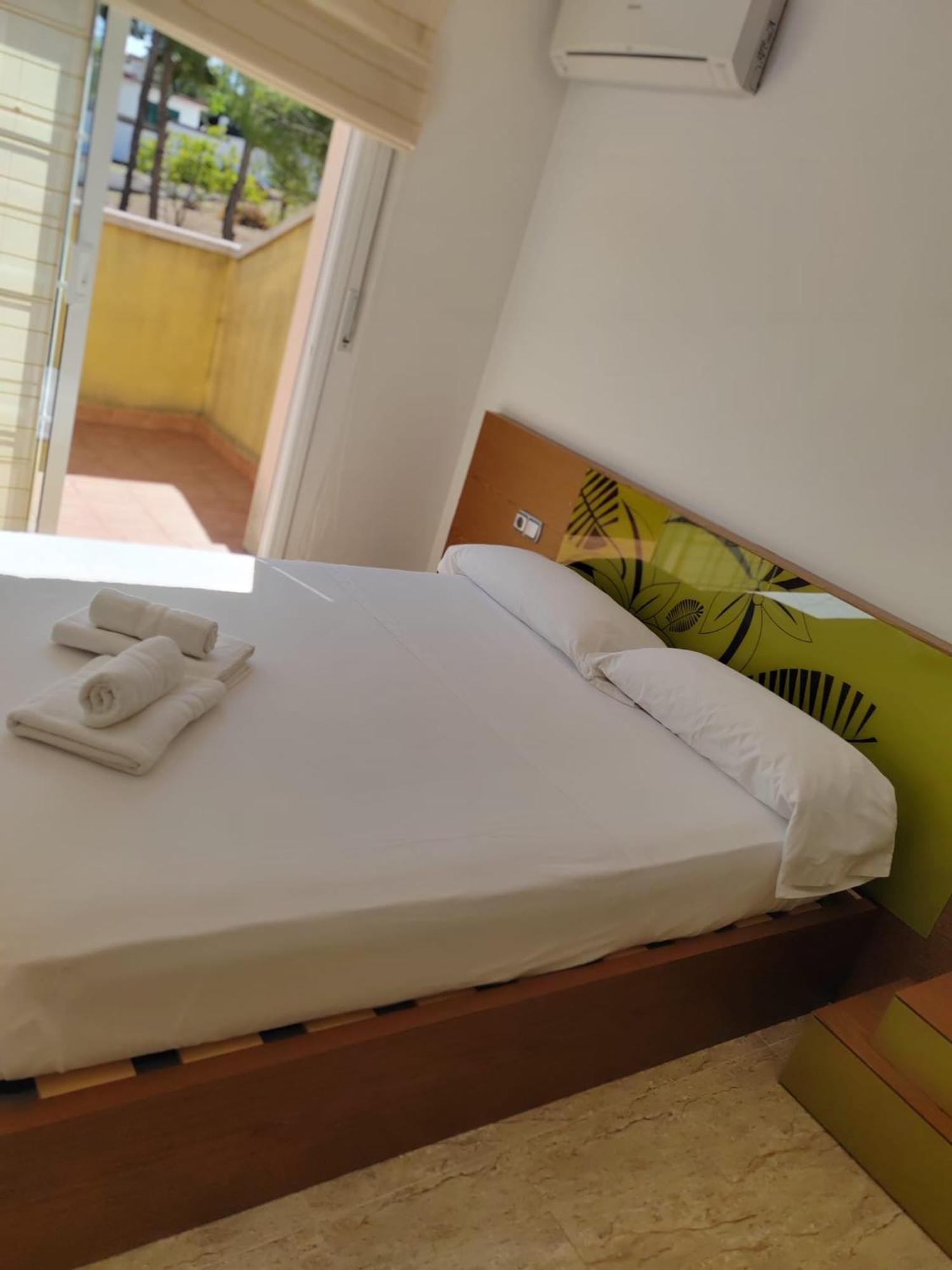 Villa Genis Calafell Buitenkant foto